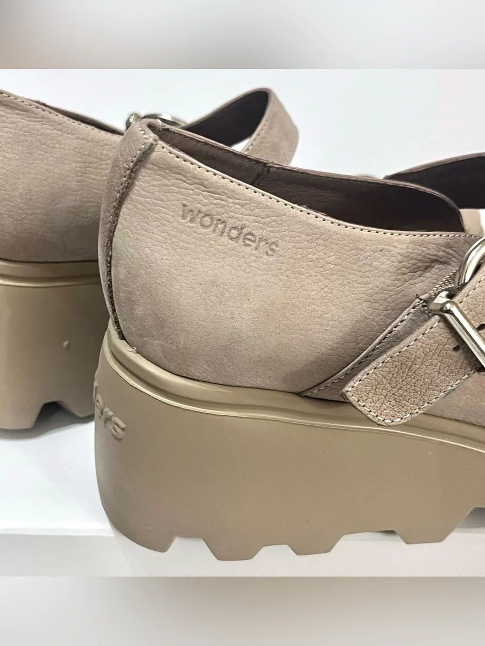 Wonders 'Valentina' Mary Jane Platform Shoes Taupe Nubuck Leather Sz 11 US 42 EU